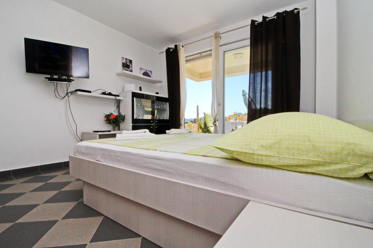 Apartments Gusti Drace Bagian luar foto