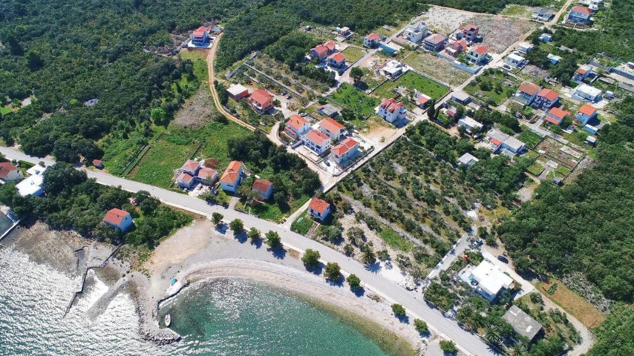 Apartments Gusti Drace Bagian luar foto