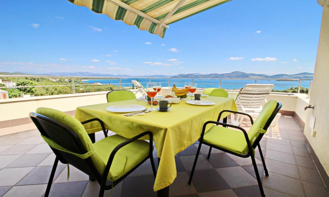 Apartments Gusti Drace Bagian luar foto